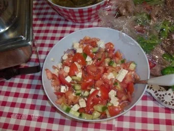Salat mit Schafskäse - Rezept