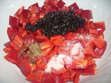 Rezept: Teufelchens Paprikasalat Bild Nr. 6 Teufelchens Paprikasalat - Rezept - Bild Nr. 6