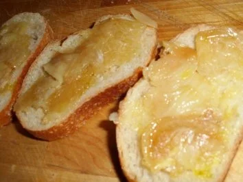 Rote Bete Carpaccio mit Ziegenkäse-Crostini - Rezept - Bild Nr. 4