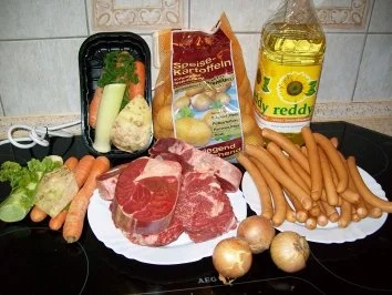 Kartoffelsuppe mit Würstchen - Rezept - Bild Nr. 2