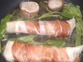 Rezept: Duett von Seeteufel und Jakobsmuschel in Schinkenmantel Bild Nr. 3 Duett von Seeteufel und Jakobsmuschel in Schinkenmantel - Rezept - Bild Nr. 3