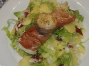 Rezept: Duett von Seeteufel und Jakobsmuschel in Schinkenmantel Duett von Seeteufel und Jakobsmuschel in Schinkenmantel - Rezept