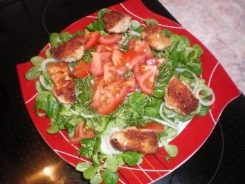 Rezept: Feldsalat mit Chicken-Nuggets Feldsalat mit Chicken-Nuggets - Rezept