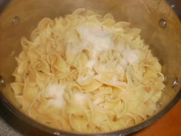 Bandnudeln mit Hähnchen-Paprika-Ragout - Rezept - Bild Nr. 13