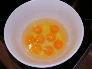 Rezept: Mangoldfrittata mit Nordseekrabben Bild Nr. 5 Mangoldfrittata mit Nordseekrabben - Rezept - Bild Nr. 5