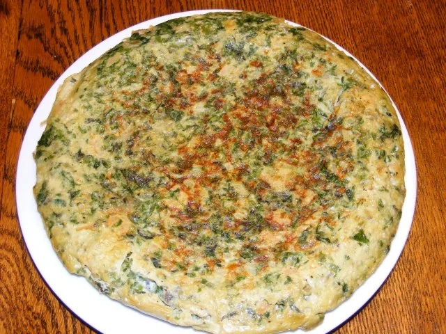 Rezept: Mangoldfrittata mit Nordseekrabben Mangoldfrittata mit Nordseekrabben - Rezept