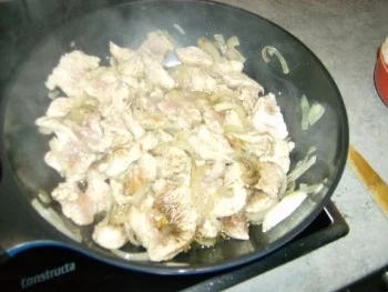 Rezept: Sahnige Nudelpfanne Kunterbunt Bild Nr. 4 Sahnige Nudelpfanne Kunterbunt - Rezept - Bild Nr. 4