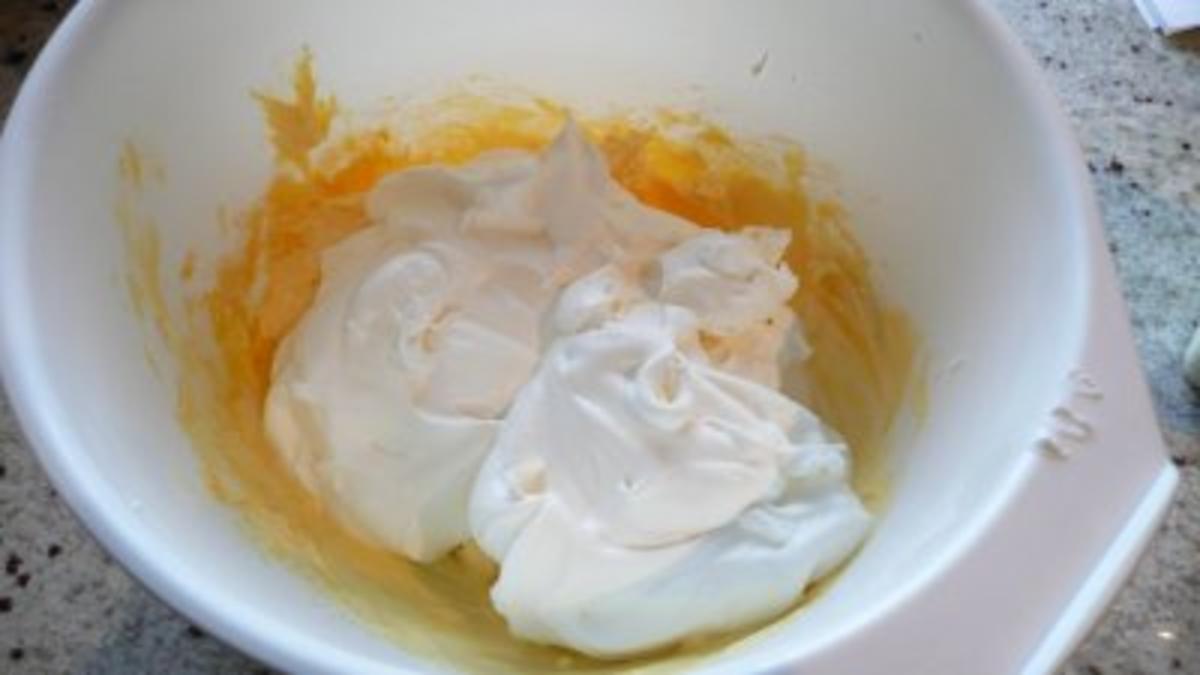 Buttermilchwaffeln mit Orangencreme - Rezept - Bild Nr. 2