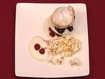 Schiefer Turm von Pisa mit Karamellpopcorn (Frank Schmidt) - Rezept