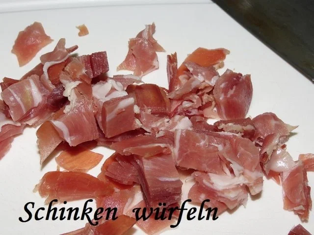 Rezept: Sahnekohlrabi zu den Kalbsvögel Bild Nr. 6 Sahnekohlrabi zu den Kalbsvögel - Rezept - Bild Nr. 6