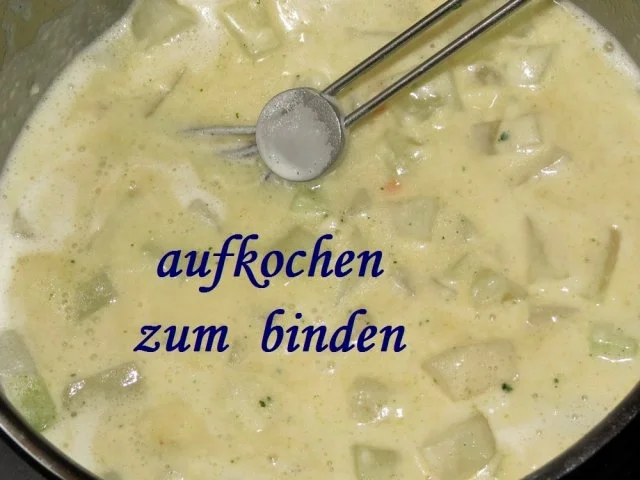 Rezept: Sahnekohlrabi zu den Kalbsvögel Bild Nr. 2 Sahnekohlrabi zu den Kalbsvögel - Rezept - Bild Nr. 2