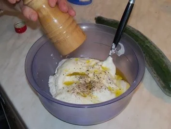 Rezept: Unser Lieblingszaziki Bild Nr. 4 Unser Lieblingszaziki - Rezept - Bild Nr. 4