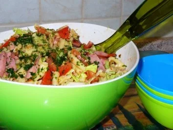 Rezept: Teuflischer Nudelsalat Teuflischer Nudelsalat - Rezept