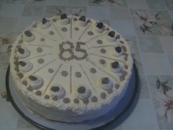 Buttercrem-Torte - Rezept - Bild Nr. 10