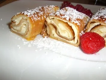 Crepes mit Quark gefüllt - Rezept