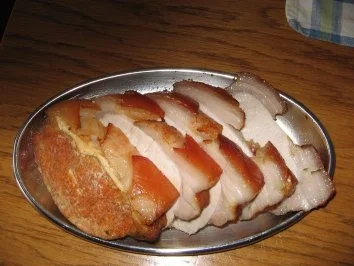 Rezept: Schweinebraten mit Kruste im Römertopf Bild Nr. 2 Schweinebraten mit Kruste im Römertopf - Rezept - Bild Nr. 2