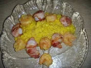 Garnelen in zweierlei "Mäntelchen" auf Safran-Risotto - Rezept