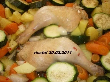 Hähnchenkeulen vom Blech mit Gemüse - Rezept - Bild Nr. 5