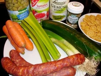 Alles aus einem Topf: Nudeleintopf Minestrone Art - Rezept - Bild Nr. 2