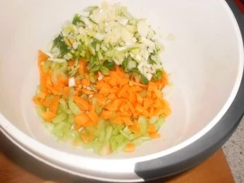 Gemüsesalat mit Hähnchenbrust - Rezept - Bild Nr. 4