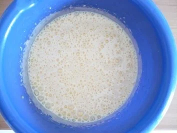 Rezept: Schwarz- weisse Biskuitrolle Bild Nr. 3 Schwarz- weisse Biskuitrolle - Rezept - Bild Nr. 3