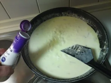 Rezept: Gorgonzolasoße Bild Nr. 5 Gorgonzolasoße - Rezept - Bild Nr. 5