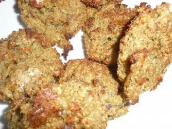 Rezept: Grünkernbratlinge mit Rosenkohl und Püree Bild Nr. 2 Grünkernbratlinge mit Rosenkohl und Püree - Rezept - Bild Nr. 2