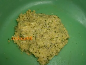 Rezept: Käseklößchen in Tomatensuppe Bild Nr. 5 Käseklößchen in Tomatensuppe - Rezept - Bild Nr. 5