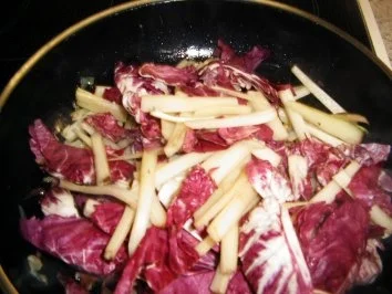 Mangoldstiele und Radicco gebraten - Rezept - Bild Nr. 4