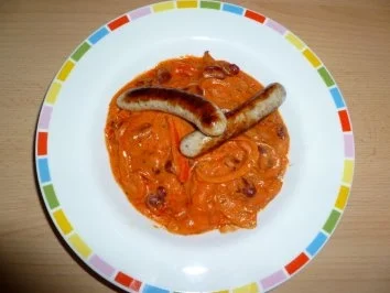 Rezept: Bohneneintopf mit Bratwürstchen Bohneneintopf mit Bratwürstchen - Rezept