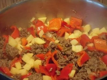 Hackfleischtopf mit Spitzpaprika und Spitzkohl - Rezept - Bild Nr. 4