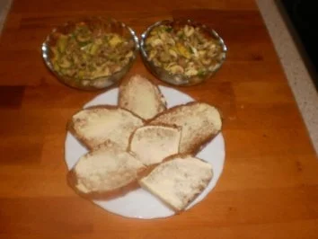 Rezept: Avocadosalat mit Lachs Avocadosalat mit Lachs - Rezept