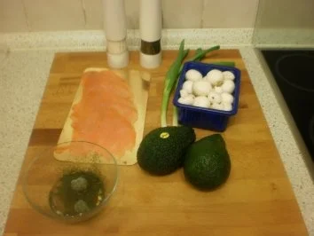 Rezept: Avocadosalat mit Lachs Bild Nr. 2 Avocadosalat mit Lachs - Rezept - Bild Nr. 2