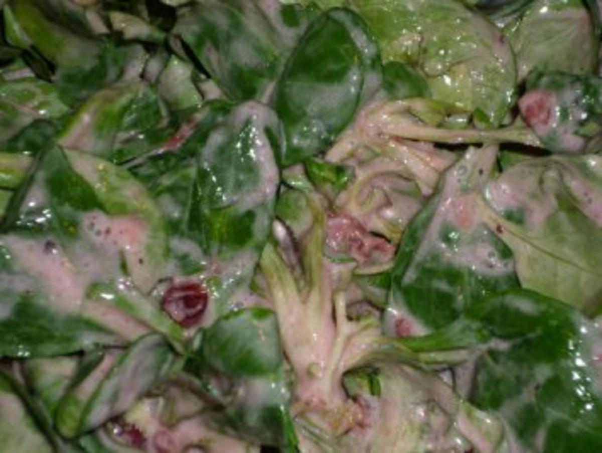 Bilder für Feldsalat mit Preisselbeersauce - Rezept