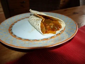 Tortilla pikant gefüllt - Rezept