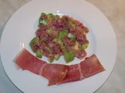 Avocados mit Zwiebelvinaigrette - Rezept