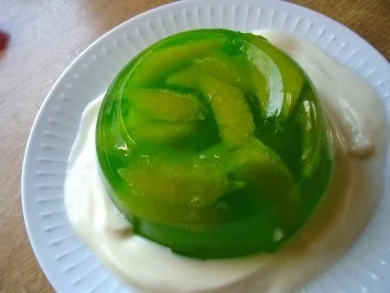 Sekt-Götterspeise.. mit Inhalt ;-)))).... - Rezept - Bild Nr. 2