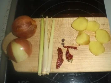 Scharfe exotische Rindssuppe - Rezept - Bild Nr. 2