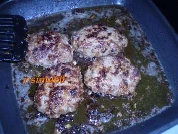 Rezept: Frikadellen mit Paprikagemüse Bild Nr. 8 Frikadellen mit Paprikagemüse - Rezept - Bild Nr. 8