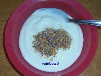 Dessert: Ananas mit buntem Joghurt - Rezept - Bild Nr. 3