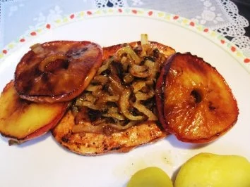 Putensteaks - mit Äpfeln und Zwiebeln... - Rezept - Bild Nr. 6