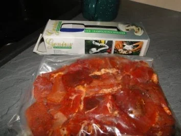 Rezept: Schweinegeschnetzeltes mit Zwiebeln auf Salzbett Bild Nr. 4 Schweinegeschnetzeltes mit Zwiebeln auf Salzbett - Rezept - Bild Nr. 4