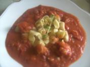 Tomatensoße ( mal etwas herzhafter ) aber verdammt lecker ;-)) - Rezept