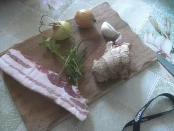 Rezept: Tomatensoße ( mal etwas herzhafter ) aber verdammt lecker ;-)) Bild Nr. 3 Tomatensoße ( mal etwas herzhafter ) aber verdammt lecker ;-)) - Rezept - Bild Nr. 3