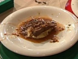 Rezept: Filet vom Wollschwein mit Trüffel, grünem Spargel und Kartoffelstampf à la Zacherl Filet vom Wollschwein mit Trüffel, grünem Spargel und Kartoffelstampf à la Zacherl - Rezept