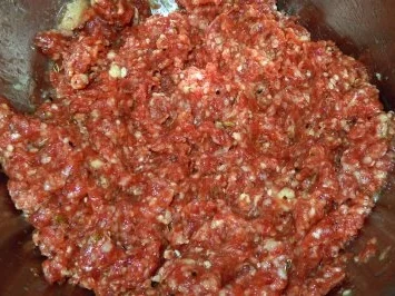 Rezept: Fenchel-Hackbällchen in San-Marzano-Tomaten-Sauce Bild Nr. 4 Fenchel-Hackbällchen in San-Marzano-Tomaten-Sauce - Rezept - Bild Nr. 4