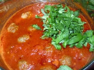 Rezept: Fenchel-Hackbällchen in San-Marzano-Tomaten-Sauce Bild Nr. 9 Fenchel-Hackbällchen in San-Marzano-Tomaten-Sauce - Rezept - Bild Nr. 9