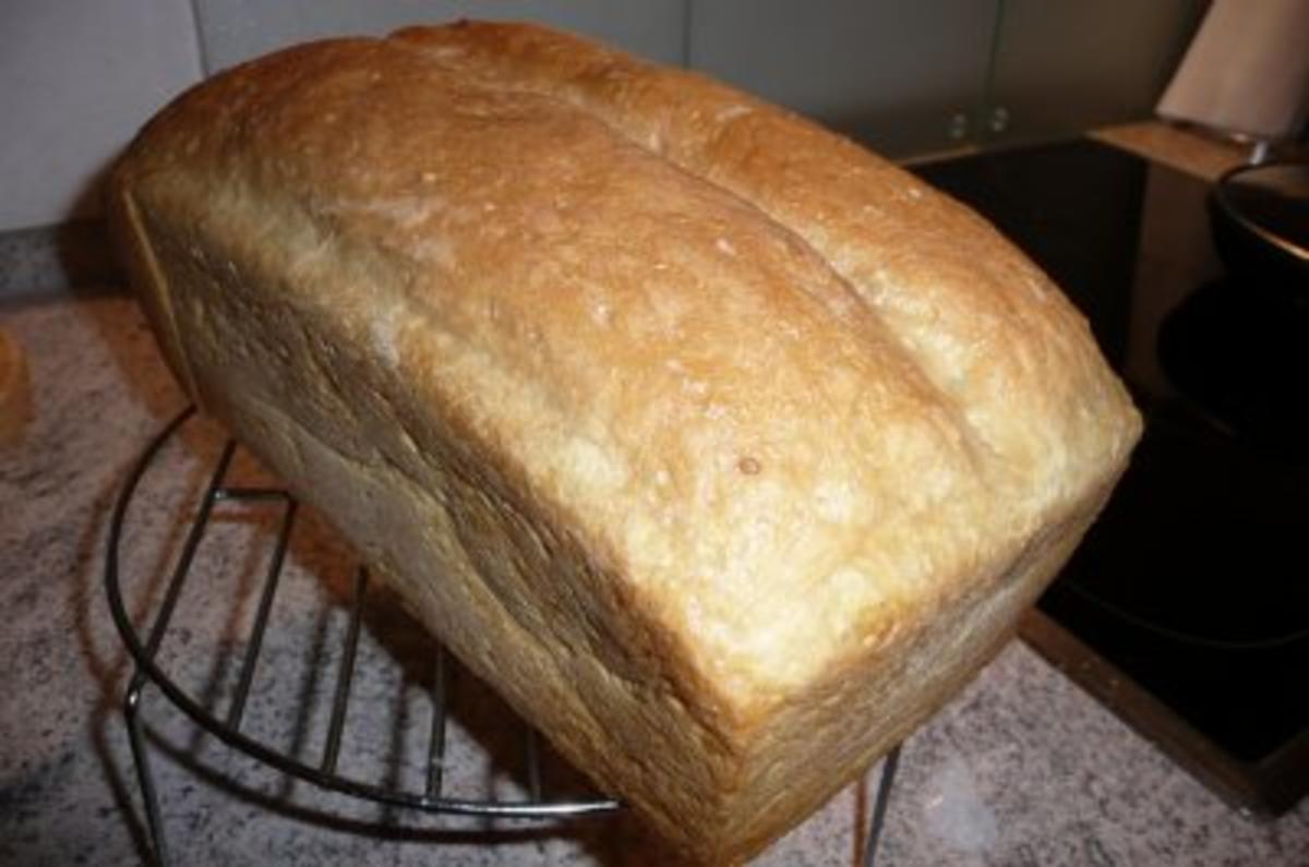 Brot: Weißbrot mit Frischkäse - Rezept - Bild Nr. 3