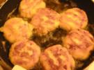 Polenta-Paprika-Käse-Bratlinge - Rezept