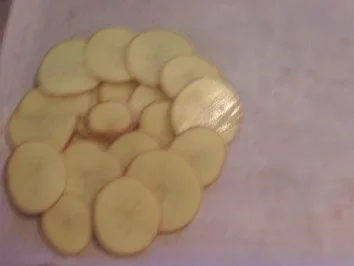 Kartoffel-Pizza - Rezept - Bild Nr. 2